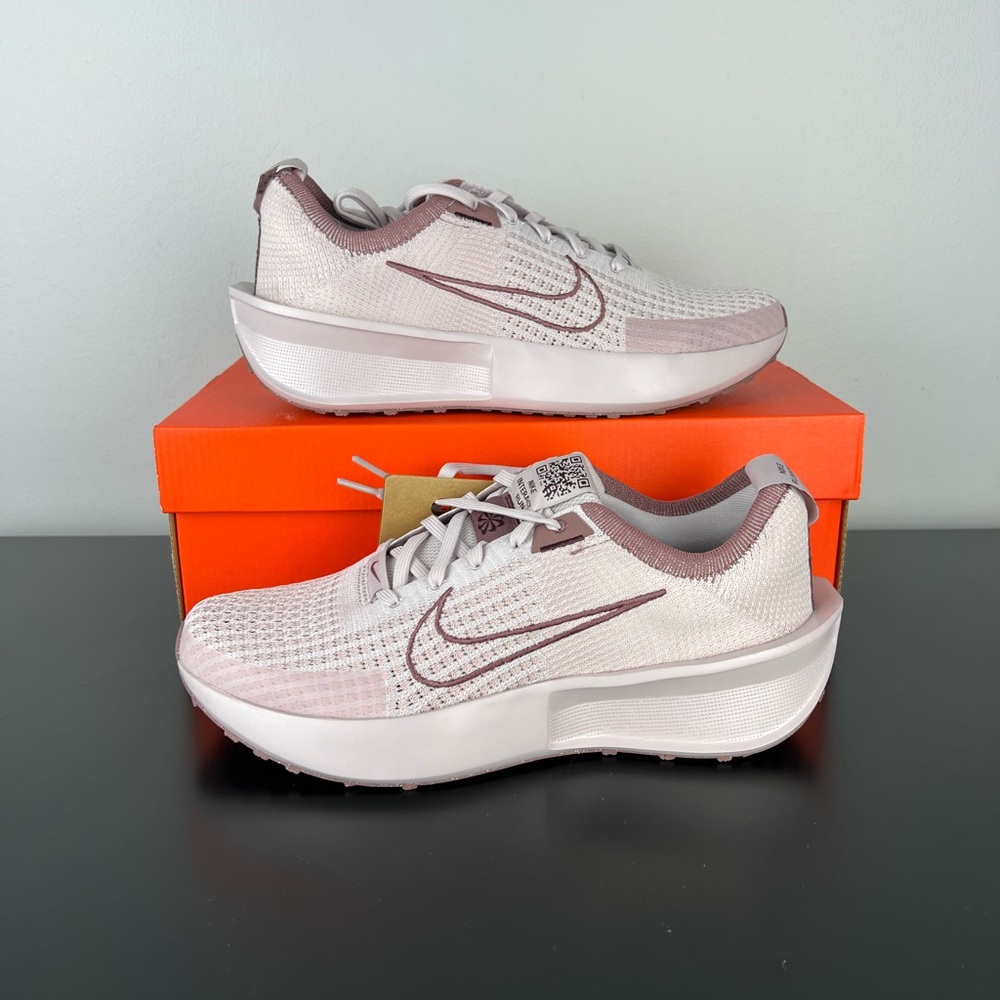 Nike Interact Run Sneakers Women's Pink Lace Up Road Running  FD2292-007